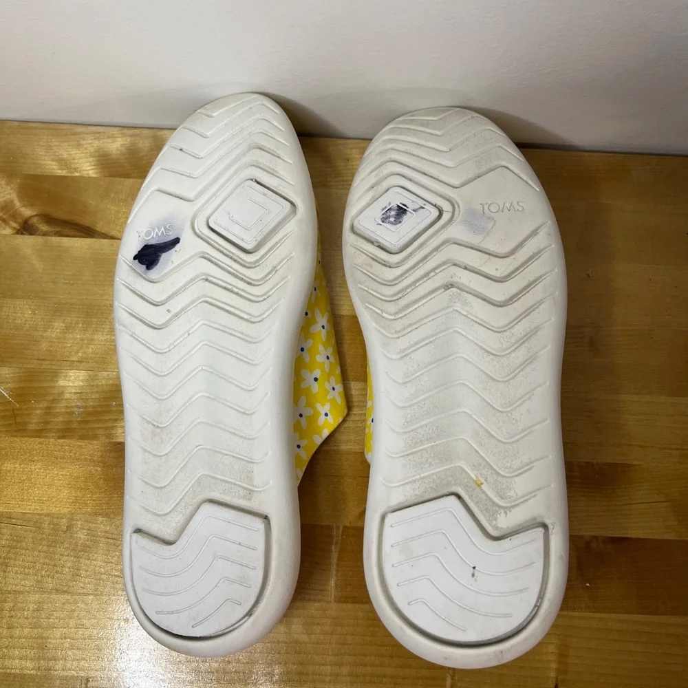 TOMS Alpargata Mallow Mule Yellow With White Daisy Print Women's Size 7 - Picture 7 of 7